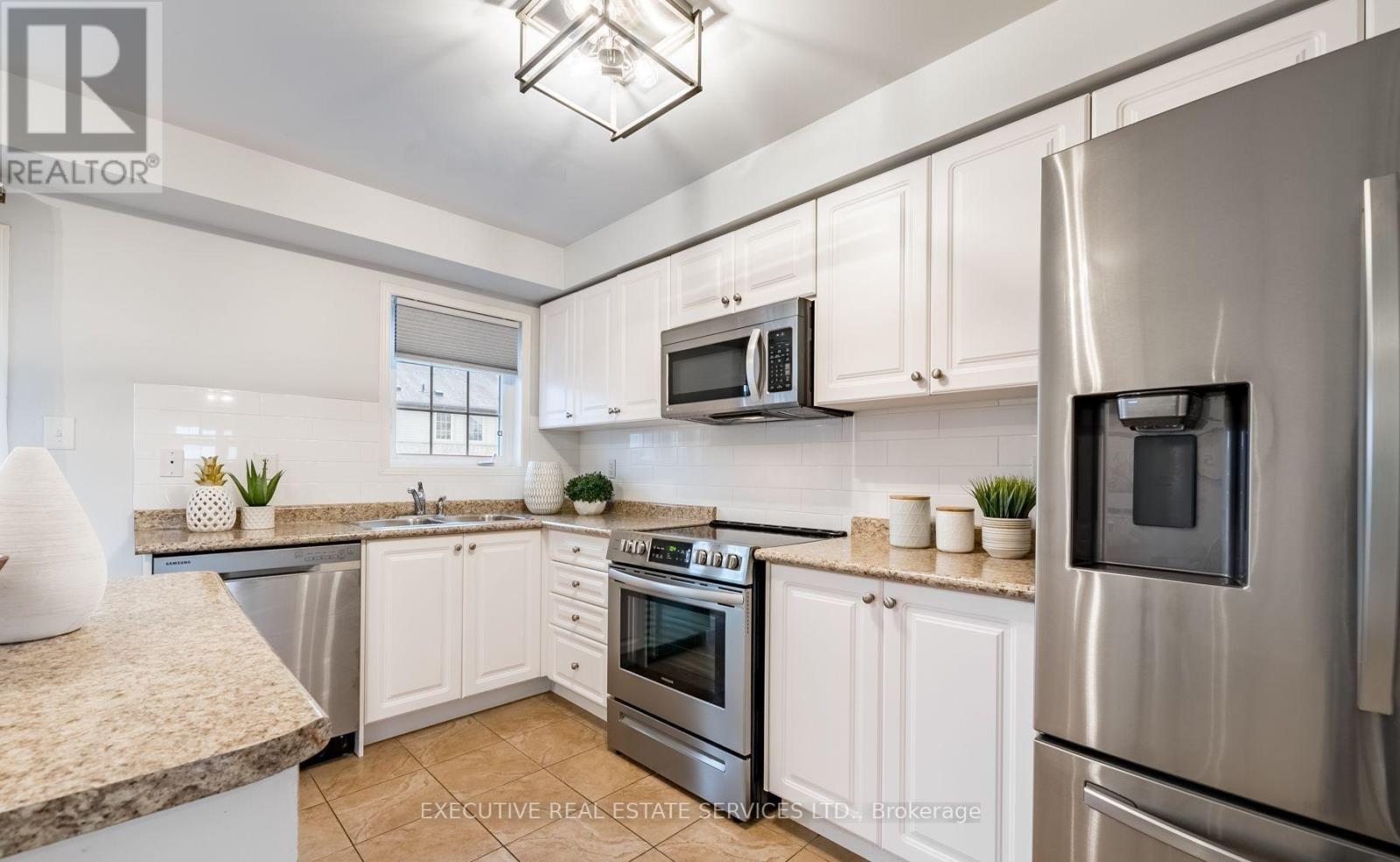 495 ROSSLAND ROAD E, Ajax (Central East) — photo 6