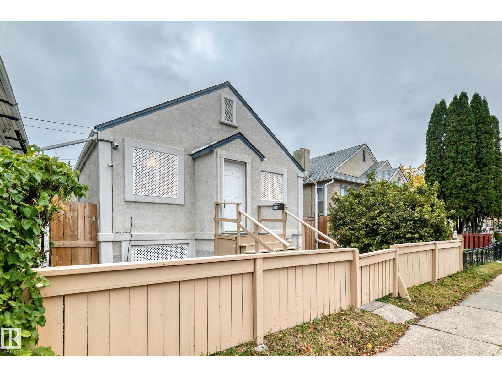11014 95 ST NW - 52