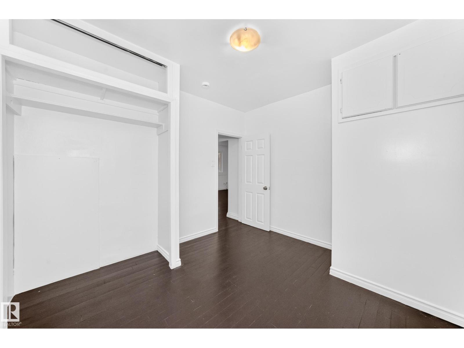 11014 95 ST NW - 17