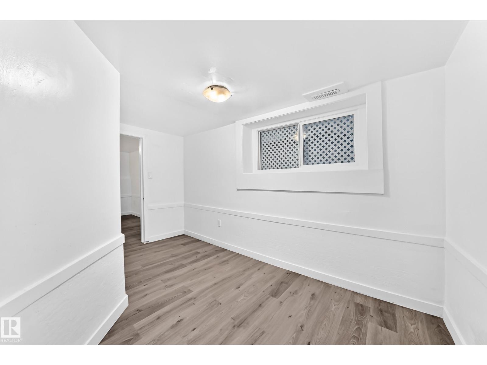 11014 95 ST NW - 33