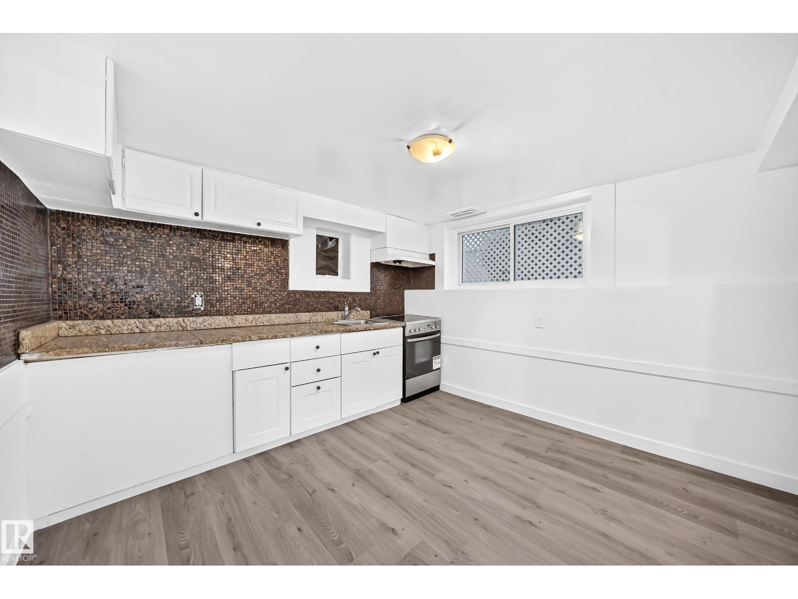 11014 95 ST NW - 24