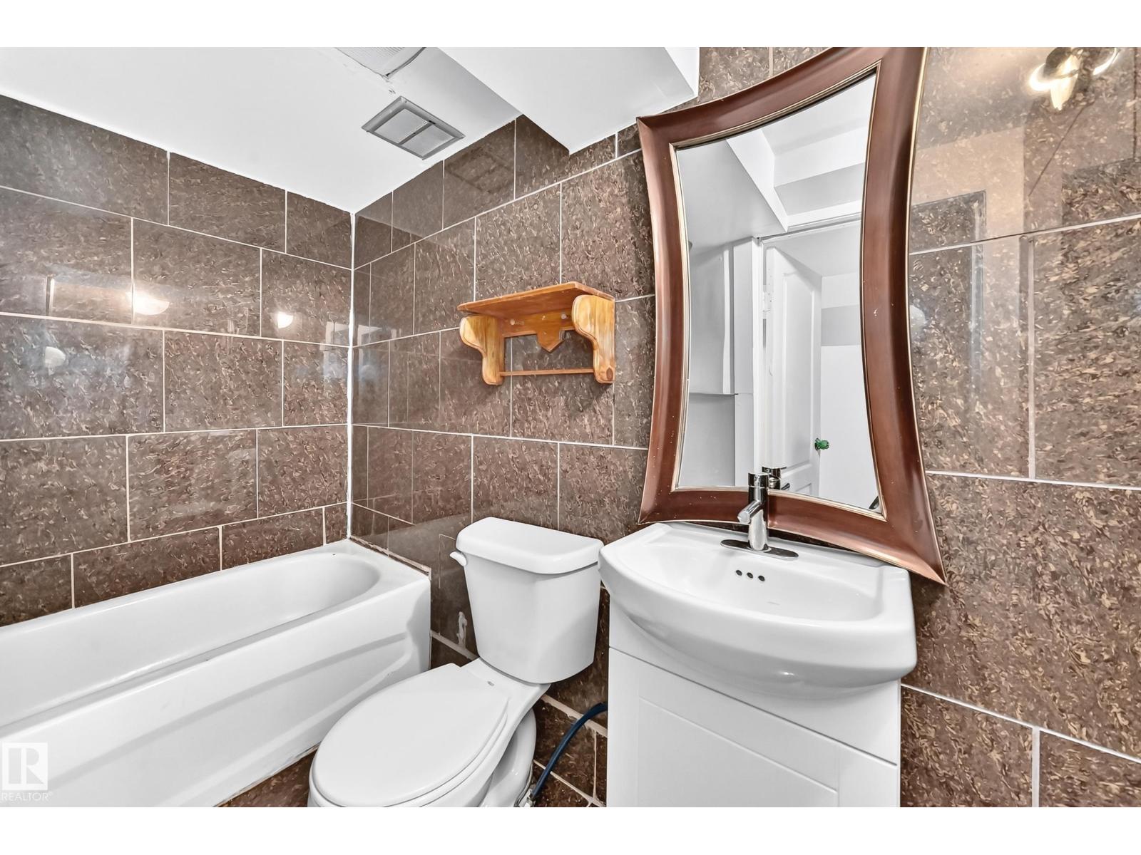 11014 95 ST NW - 38