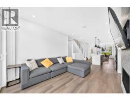 4pc Bathroom - 4510 72 Street Nw, Calgary, AB T3B2L4 Photo 14