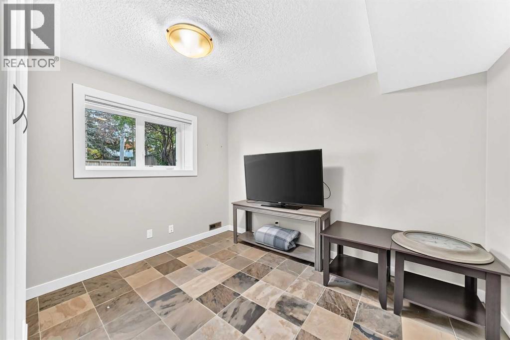 912 Lake Arrow Way SE - 31