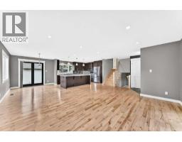 912 Lake Arrow Way Se, Calgary, AB T2J3C3 Photo 15