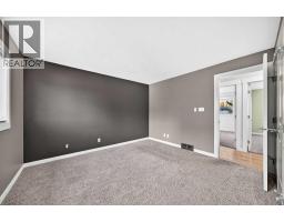 912 Lake Arrow Way Se, Calgary, AB T2J3C3 Photo 20