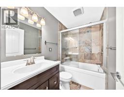912 Lake Arrow Way Se, Calgary, AB T2J3C3 Photo 26