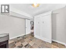 912 Lake Arrow Way Se, Calgary, AB T2J3C3 Photo 32
