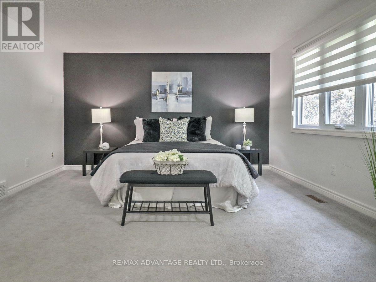 #34 70 SUNNYSIDE DRIVE - 25
