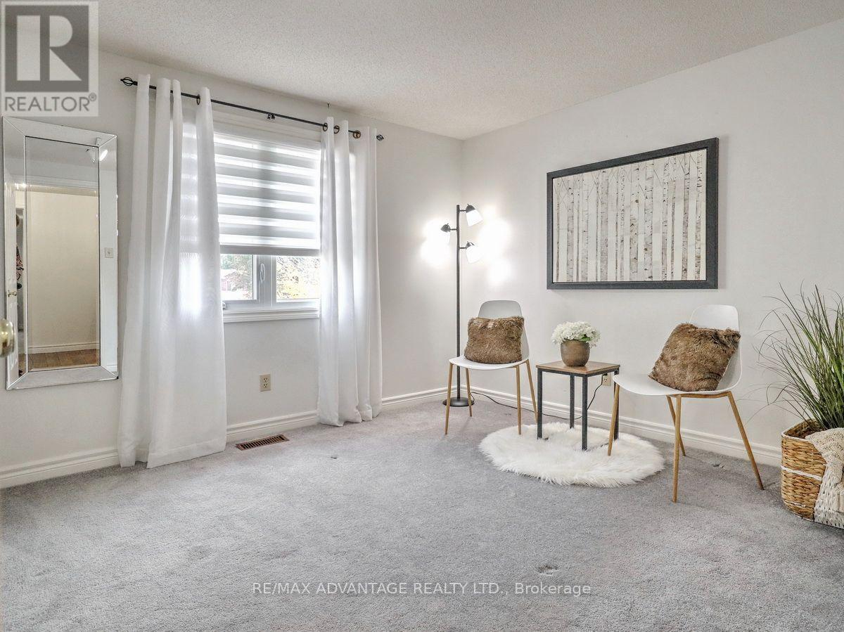 70 Sunnyside Drive — photo 30