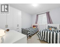 102 Yorkville Green SW - photo 30