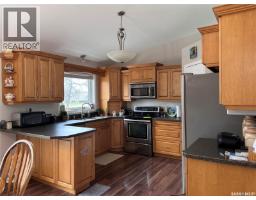 Family room - 306 Guest Court, Cudworth, SK S0K1B0 Photo 10