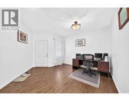 212 ASPENMERE Close - photo 4