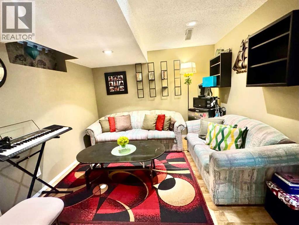 50 Prestwick Way - 30