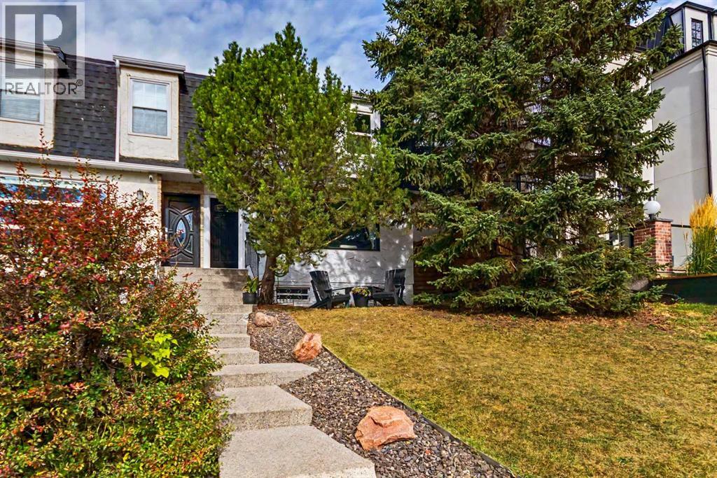 2206 29 Avenue SW, Calgary