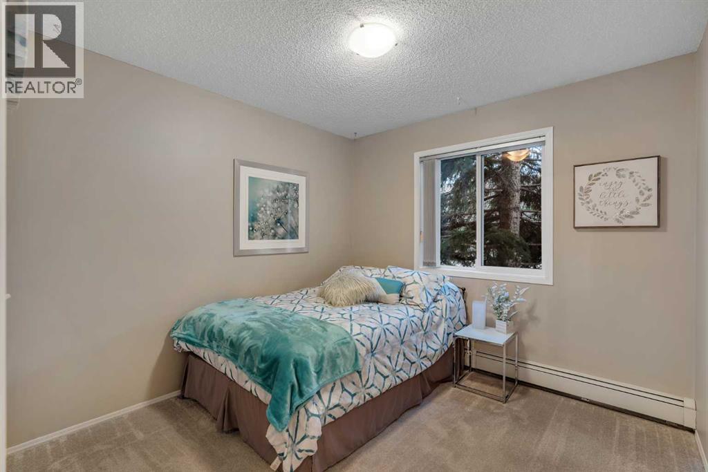 #215 10 Sierra Morena Mews SW - 11