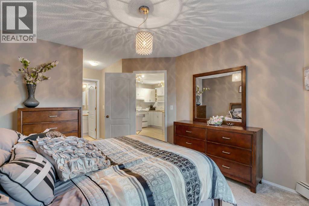 #215 10 Sierra Morena Mews SW - 6