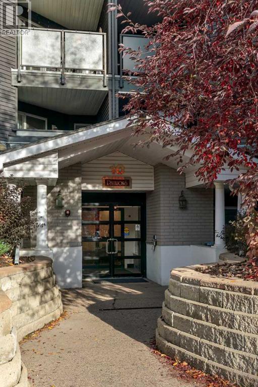 #215 10 Sierra Morena Mews SW - 29