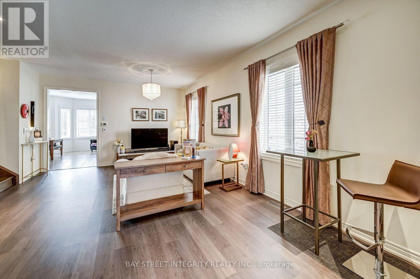 537 STREAM CRESCENT, Oakville (SH Sixteen Hollow) — photo 4