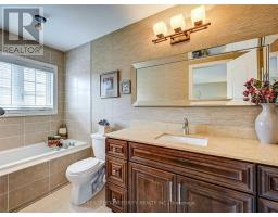 537 Stream Crescent, Oakville, ON L6M1N7 Photo 17
