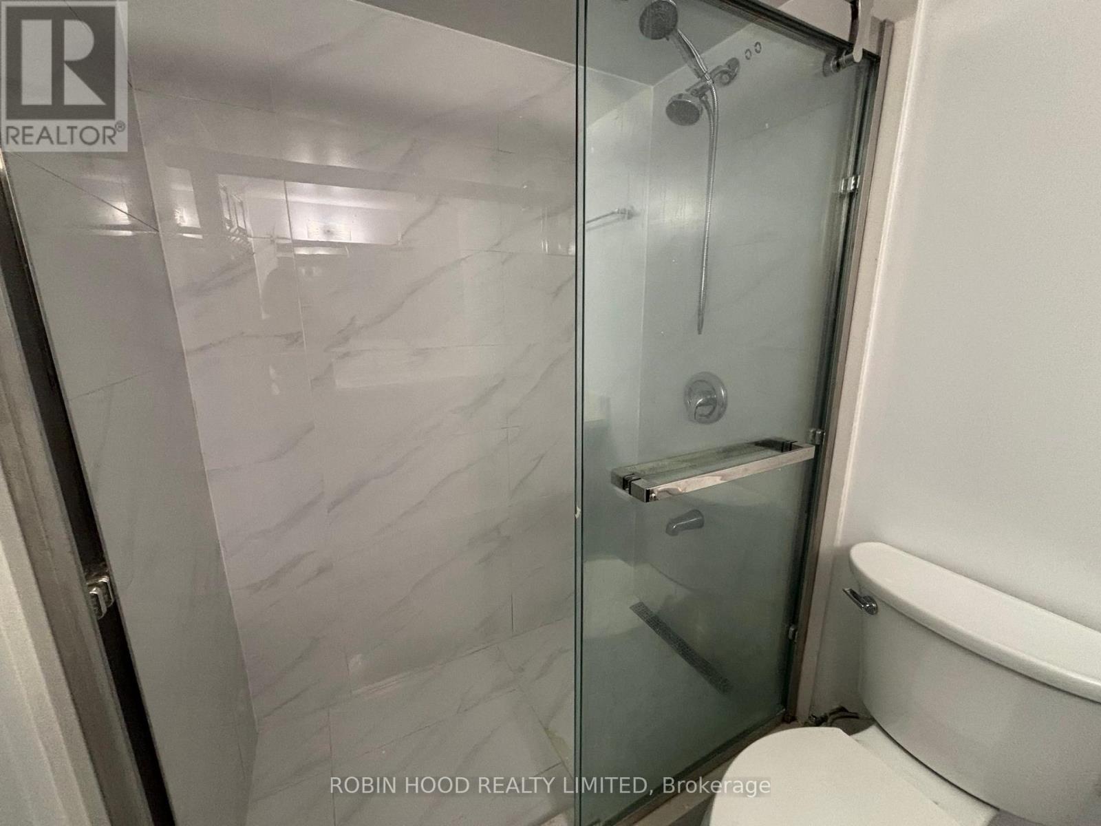 #1001 355 RATHBURN ROAD E - 17