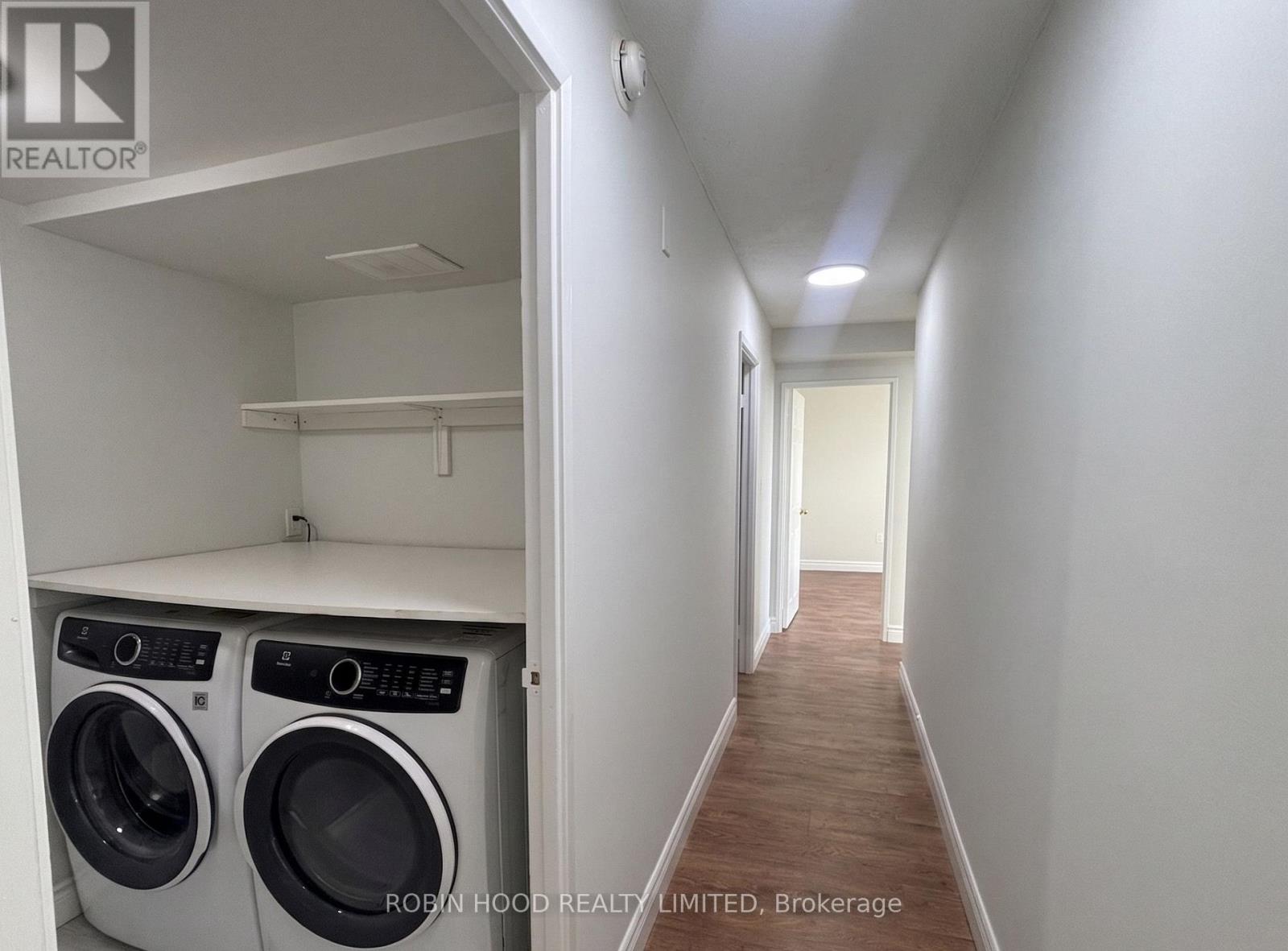 #1001 355 RATHBURN ROAD E - 18
