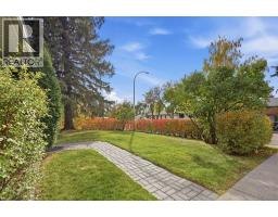 436 Arlington Drive SE - photo 3