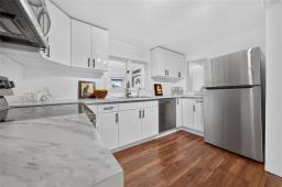 569 Beaverbrook Street, Winnipeg, MB R3N1N5 Photo 11