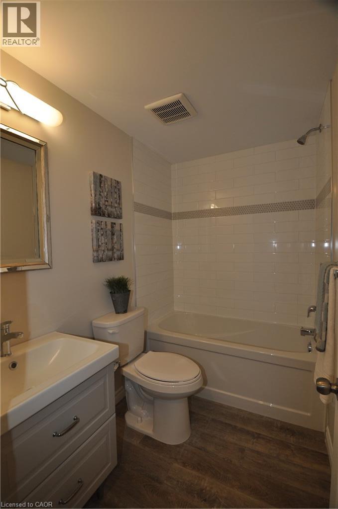721 Limeridge Road East — photo 7