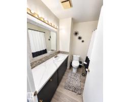 12034 25 Ave Nw, Edmonton, AB T6J4L3 Photo 13