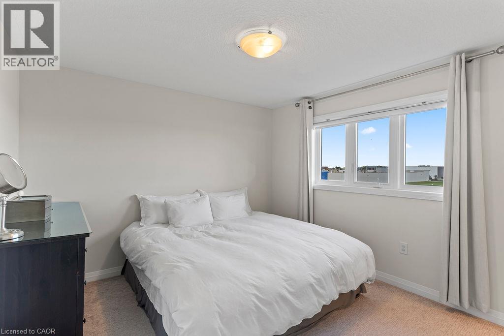 28 Canary Grass Boulevard — photo 26