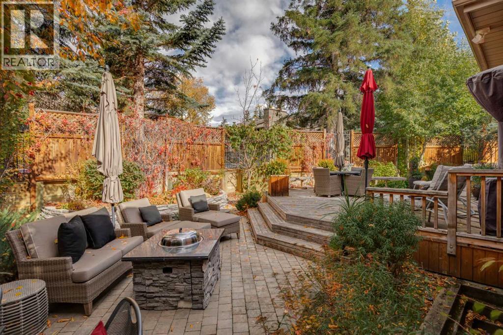 39 Baycrest Court SW - 42