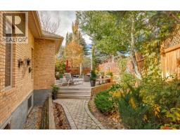 39 Baycrest Court SW - photo 43