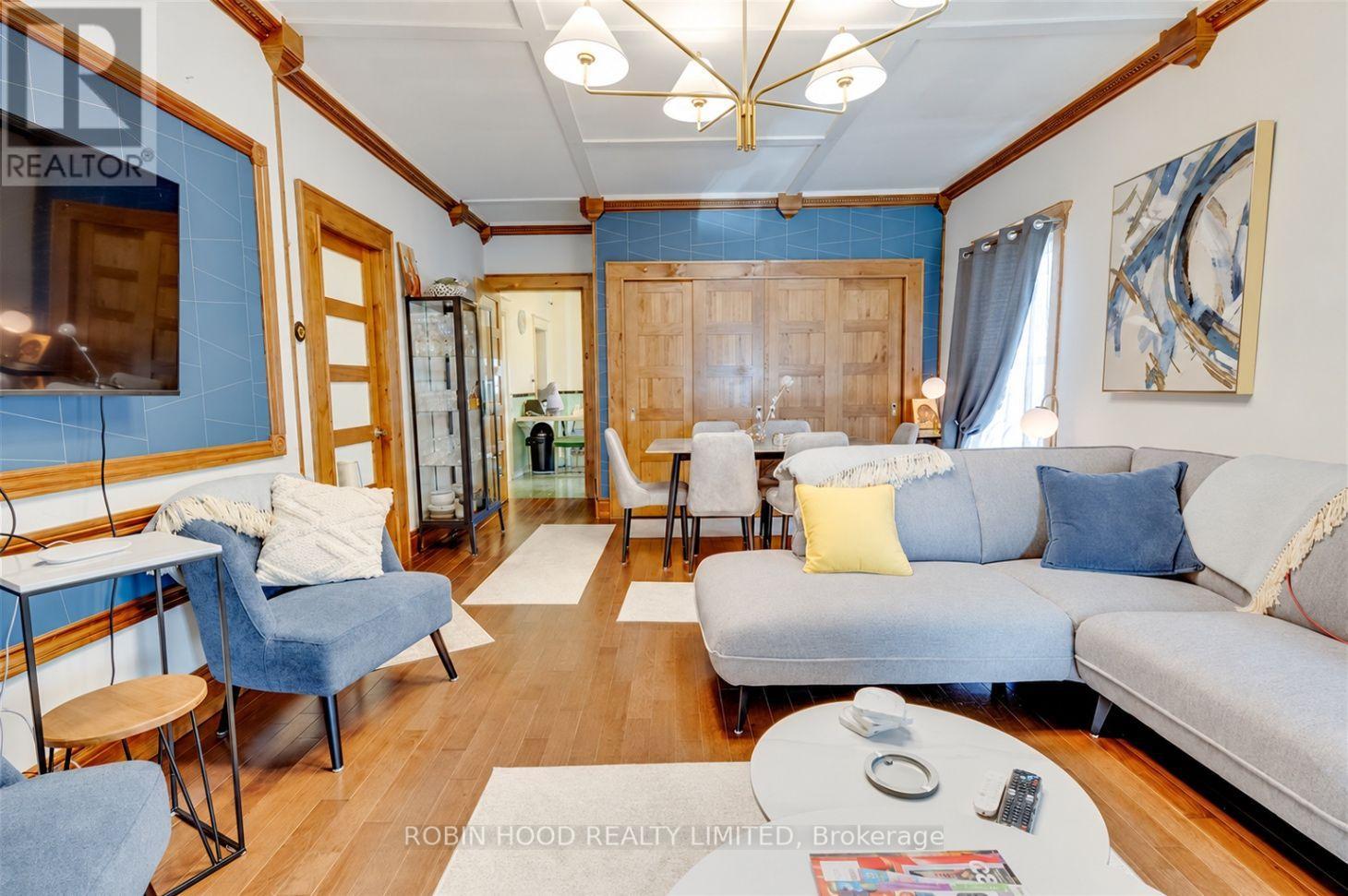 1108 ASSUMPTION STREET - 17