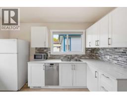7428 23 Street SE - photo 14