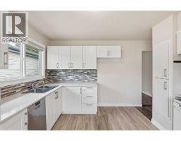 7428 23 Street SE - photo 15