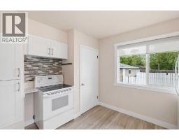 7428 23 Street SE - photo 17