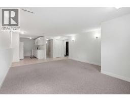 7428 23 Street SE - photo 29