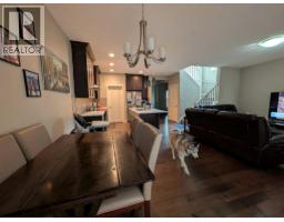 242 Savanna Close NE - photo 19