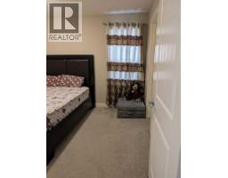 242 Savanna Close NE - photo 32