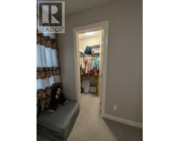 242 Savanna Close NE - photo 34