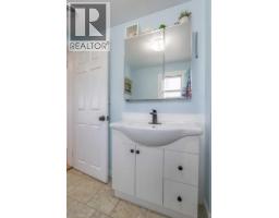 184n 300w, Raymond, AB T0K2S0 Photo 23