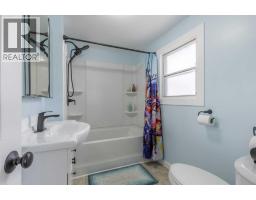 184n 300w, Raymond, AB T0K2S0 Photo 21