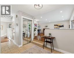 7 Woodgreen Crescent SW - photo 3