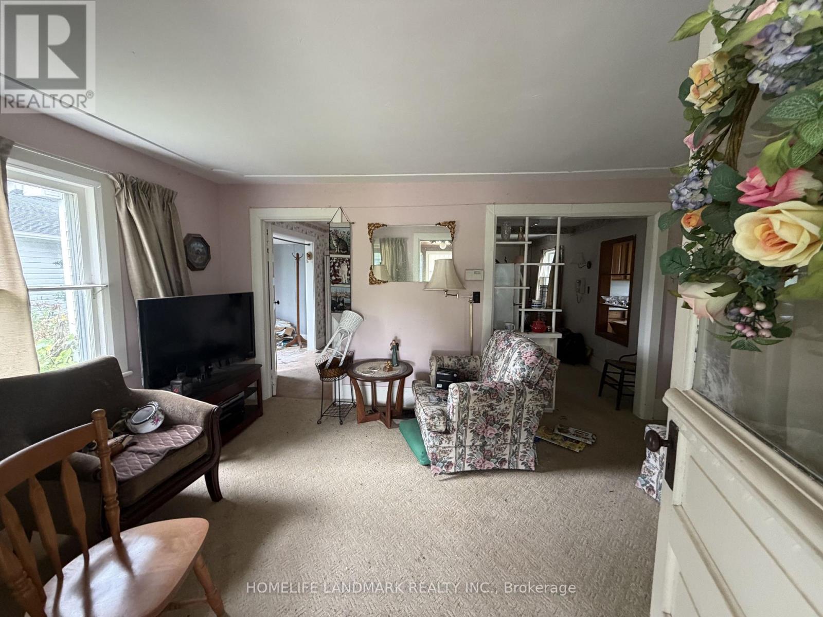 18 Burford-Delhi Townline Road — photo 7
