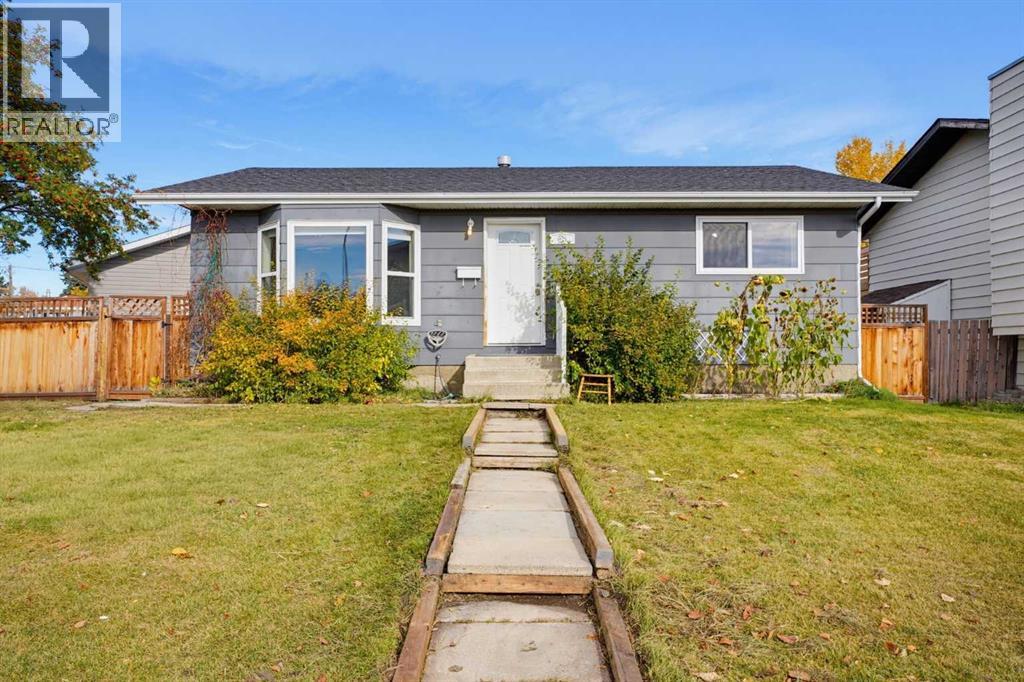 Photo of 63 Dundee Crescent, Penhold