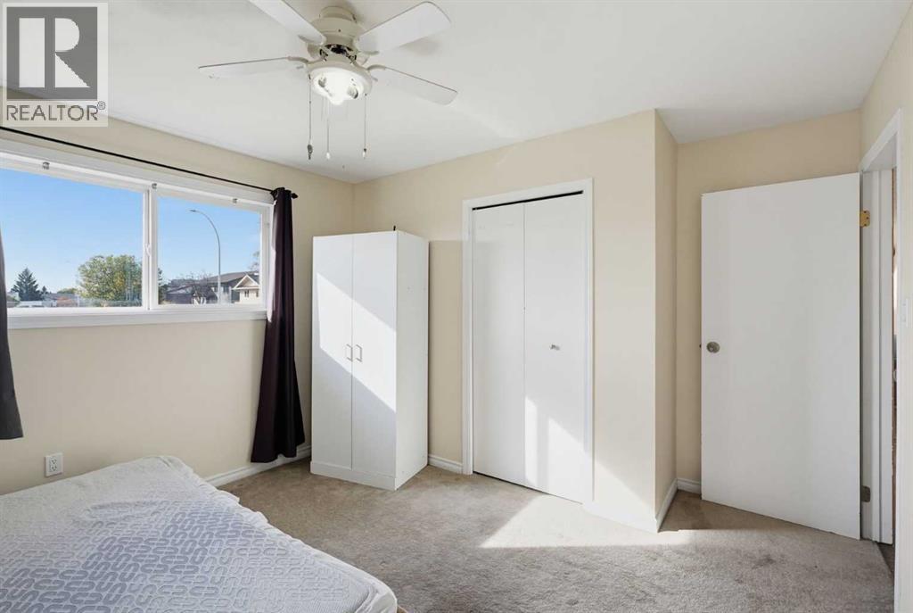 63 Dundee Crescent - 12