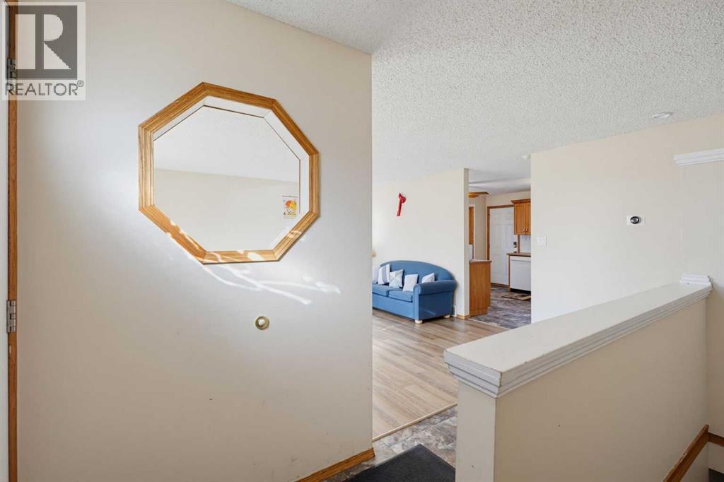 Listing photo – 63 Dundee Crescent, Penhold