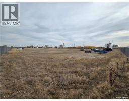 200 Erica Avenue, Lampman, SK S0C1N0 Photo 12