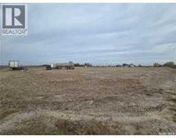 200 Erica Avenue, Lampman, SK S0C1N0 Photo 8